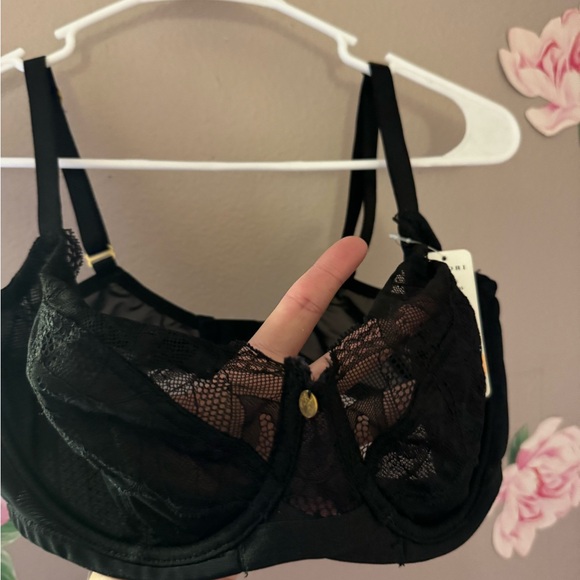 Women’s Natori 34DD black lace bra new with tags - Picture 4 of 6